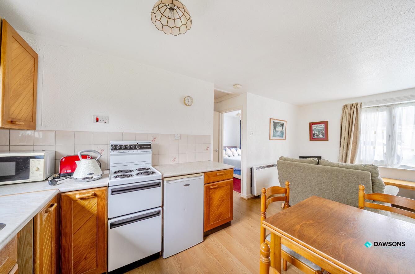 Monksland Road, Reynoldston, Swansea, SA3 1AY